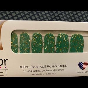 Retired Color Street nail polish strips in Galway Glimmer. Rare, hard to find